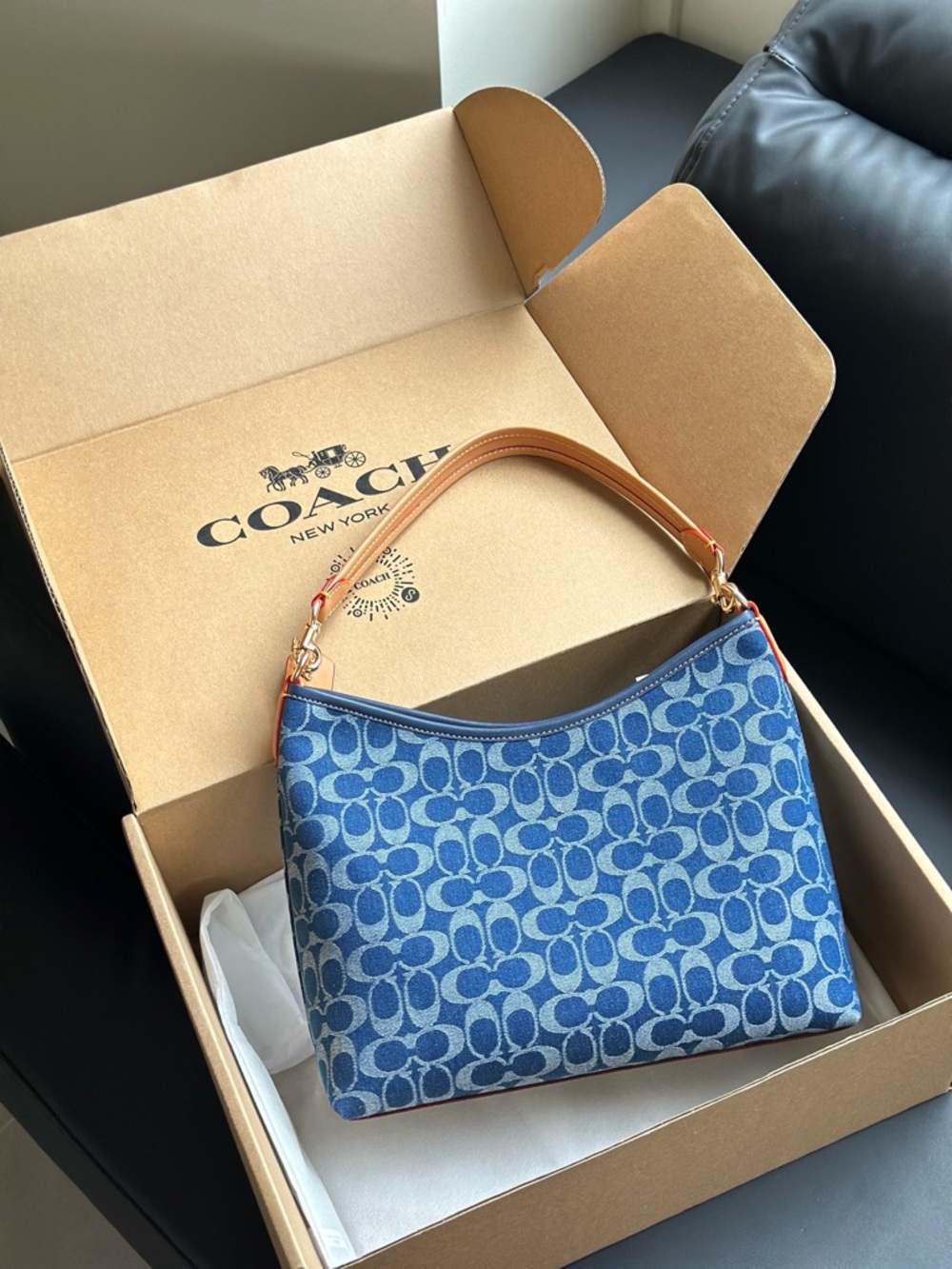 Coach Laurel Shoulder Bag In Signature Denim - Picture 3 of 9